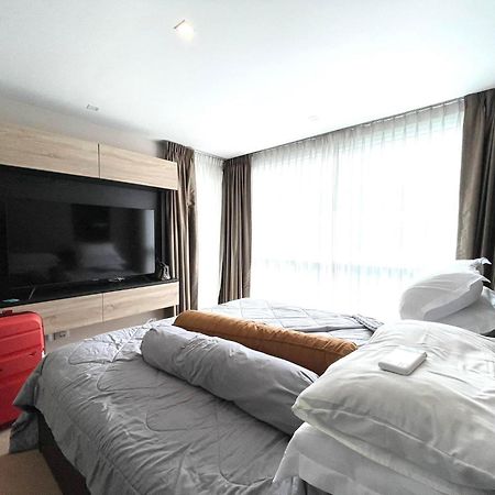 2 Bedrooms Near Pattaya Beach エクステリア 写真