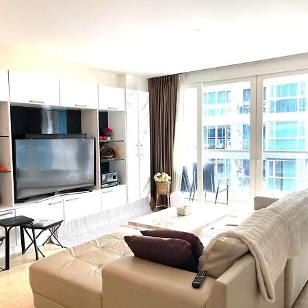2 Bedrooms Near Pattaya Beach エクステリア 写真