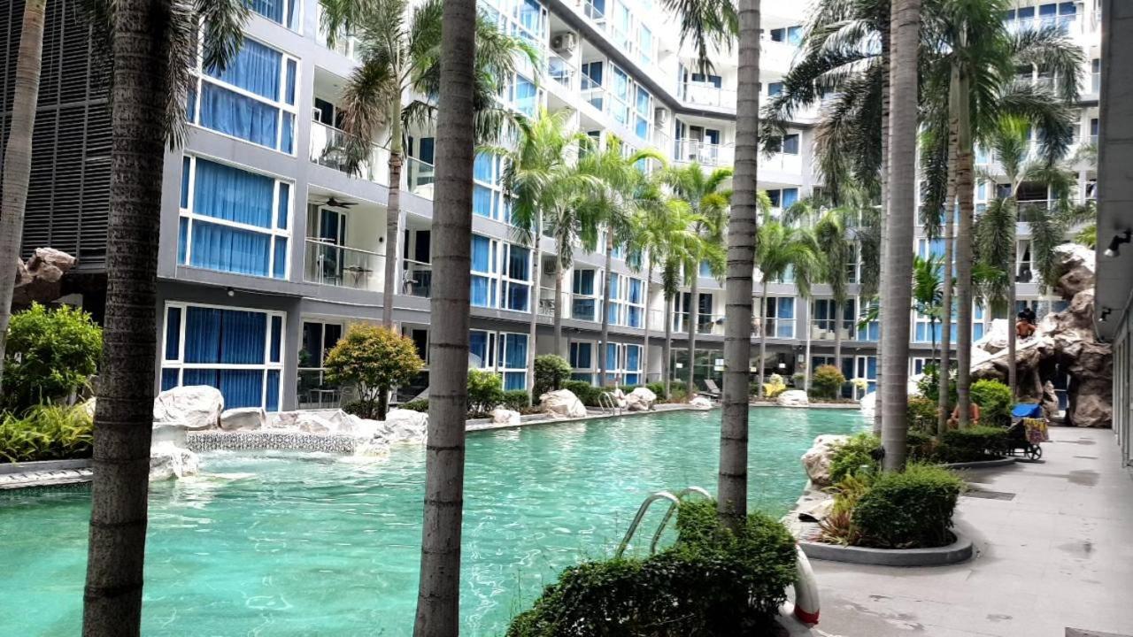 2 Bedrooms Near Pattaya Beach エクステリア 写真