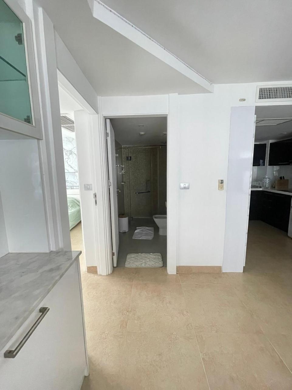 2 Bedrooms Near Pattaya Beach エクステリア 写真
