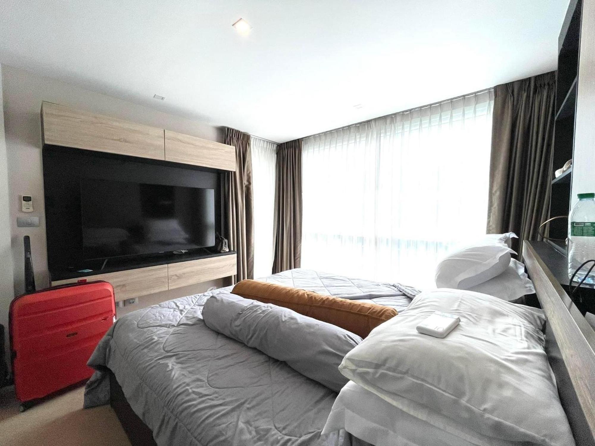 2 Bedrooms Near Pattaya Beach エクステリア 写真
