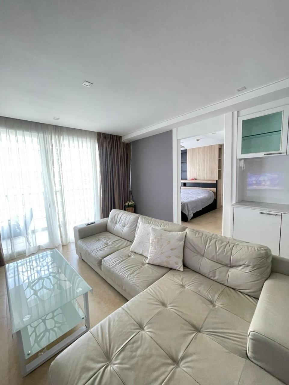 2 Bedrooms Near Pattaya Beach エクステリア 写真